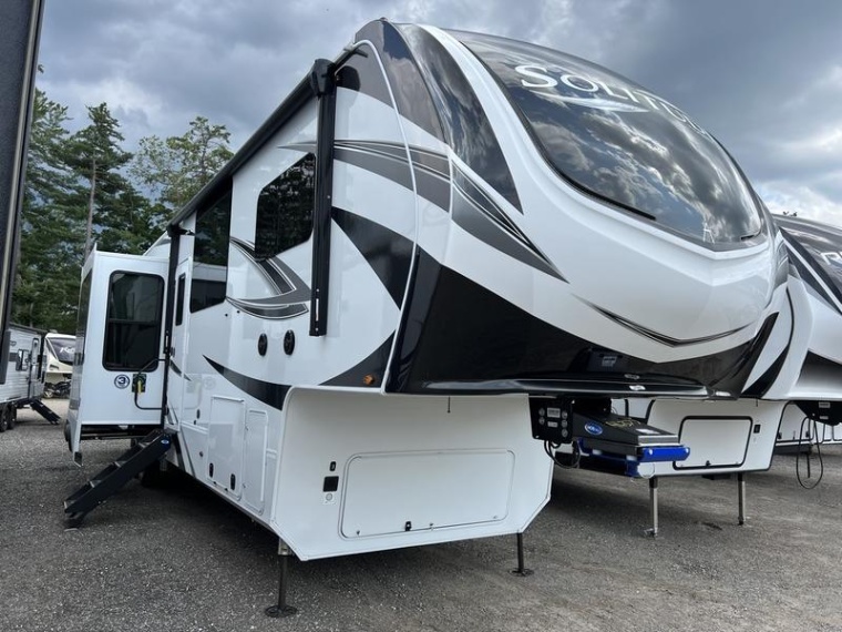 5th Wheel Grand Design