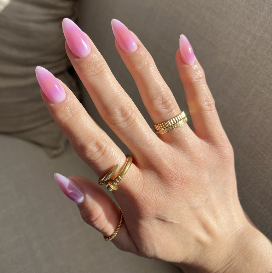 Niche Utama 2  Cute Almond Nail Designs To Try In